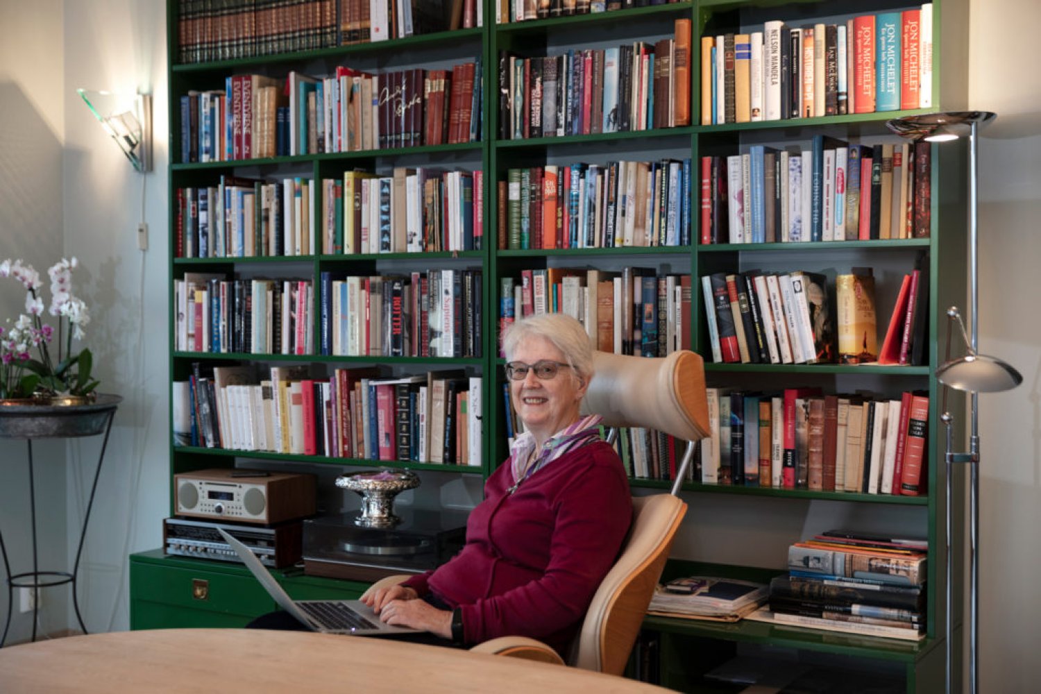 Anna Lie trives i rollen som styreleder. <em>Foto: Christian Tunge. </em>