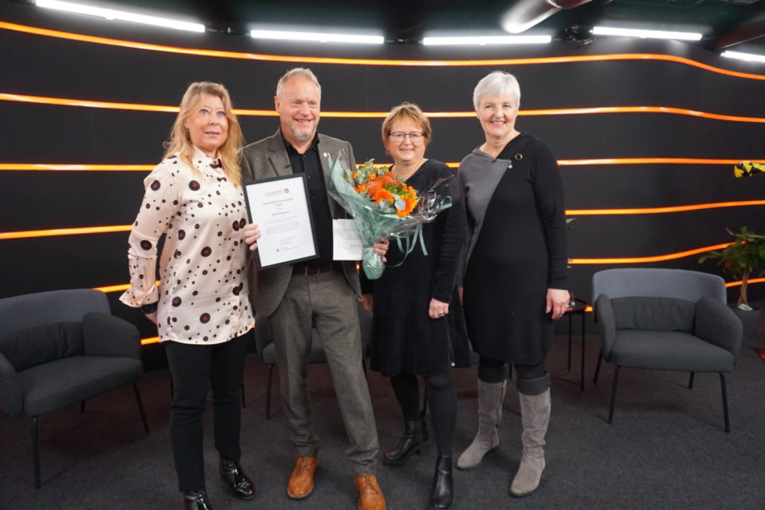 Fra venstre: Heidi Karsrud Nordal, seksjonssjef i bydel Nordre Aker, Raymond Johansen, Byrådsleder i Oslo, Monica Enge Eriksen, spesialrådgiver i byrådsavdelingen for helse, eldre og innbyggertjenester, Valgerd Svarstad Haugland, Statsforvalter i Oslo og Viken.